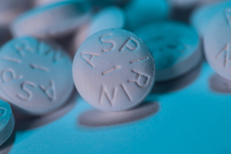 Можно ли пить аспирин при повышенном давлении