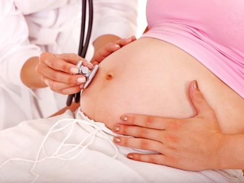 измерение пульса беременной